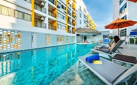 Beehive Hotel Phuket